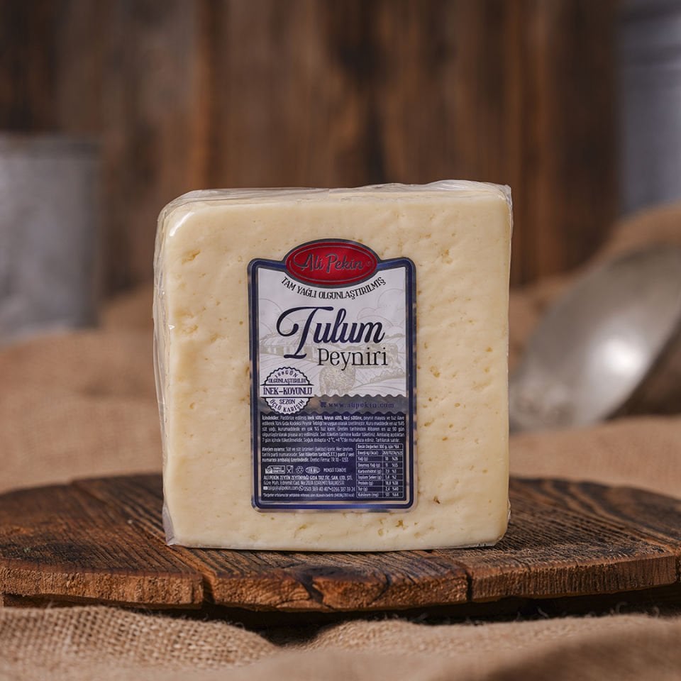 Bergama Sert Tulum Peyniri 500 Gr (Sezon Üçlü Karışım)